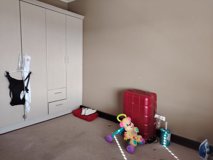 3 Bedroom Property for Sale in Pentagon Park Free State